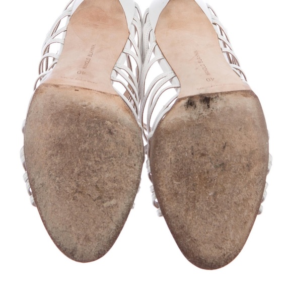 🤍Authentic Manolo Blahnik gladiator heels. Size 10🤍 - Picture 5 of 9